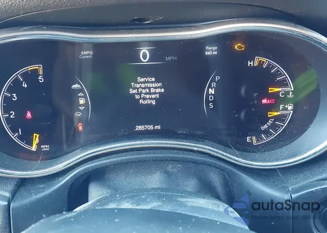 2014 Jeep Grand Cherokee Limited z USA, uszkodzony, nr VIN 1C4RJFBM9EC376290